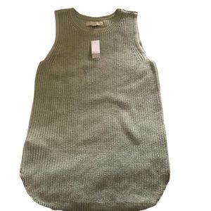 Ann Taylor Loft sleeveless sweater, M. NWT.
